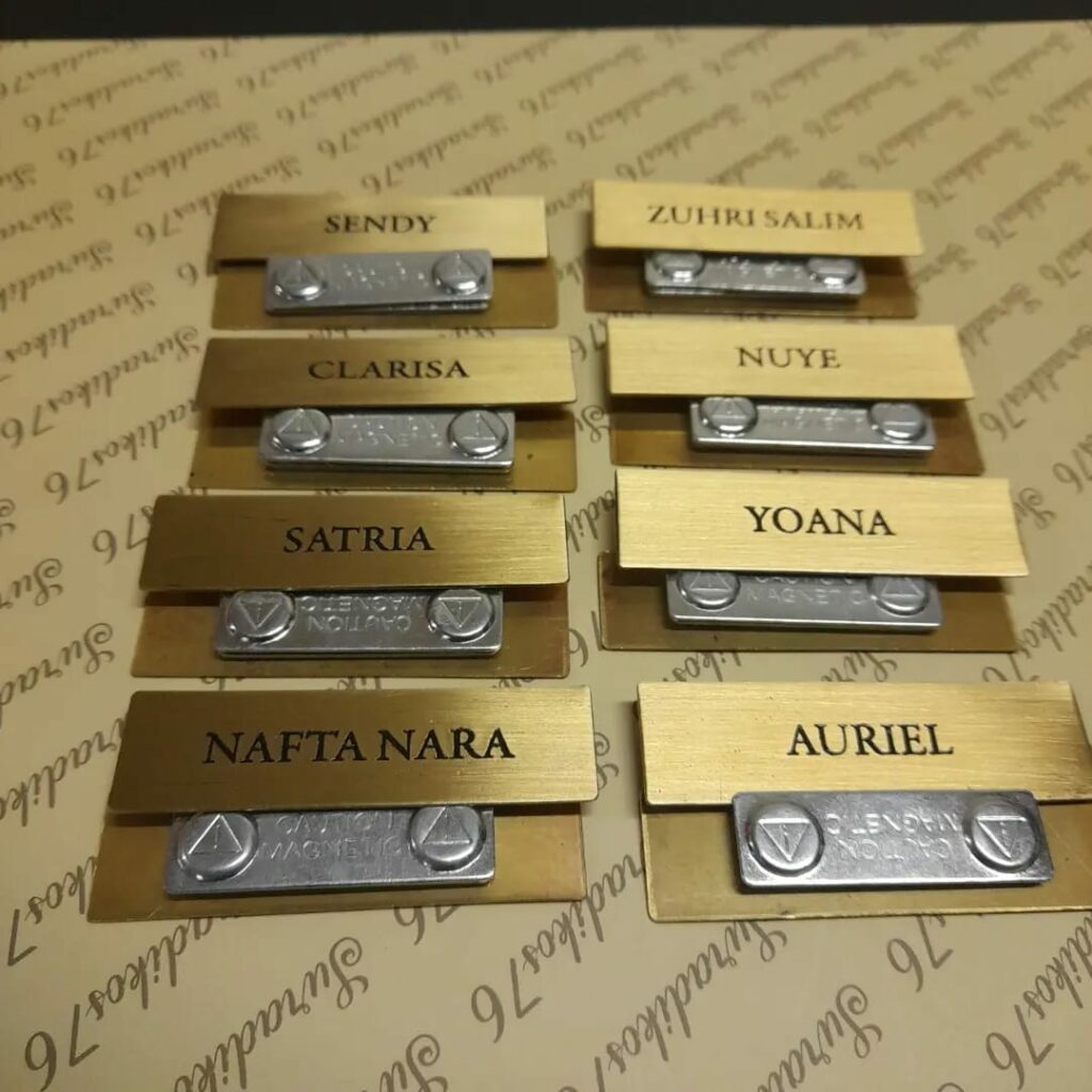 WA 0857-7647-3990  Jasa Produksi Plat Label Stainless  di Purwakarta