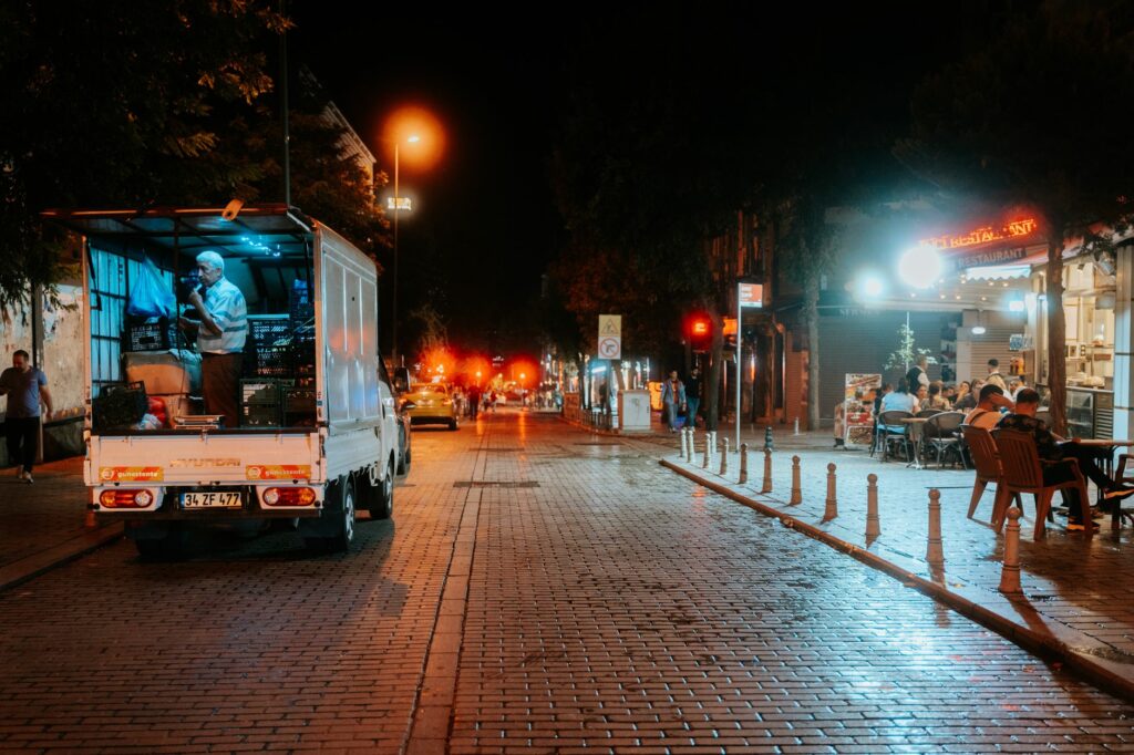 Bandingkan Harga [0857-9711-6827] jasa pembuatan food truck di jepara